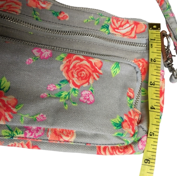 PINK Victoria Secret floral crossbody bag with adjustable straps/detachable NWOT - Picture 12 of 16